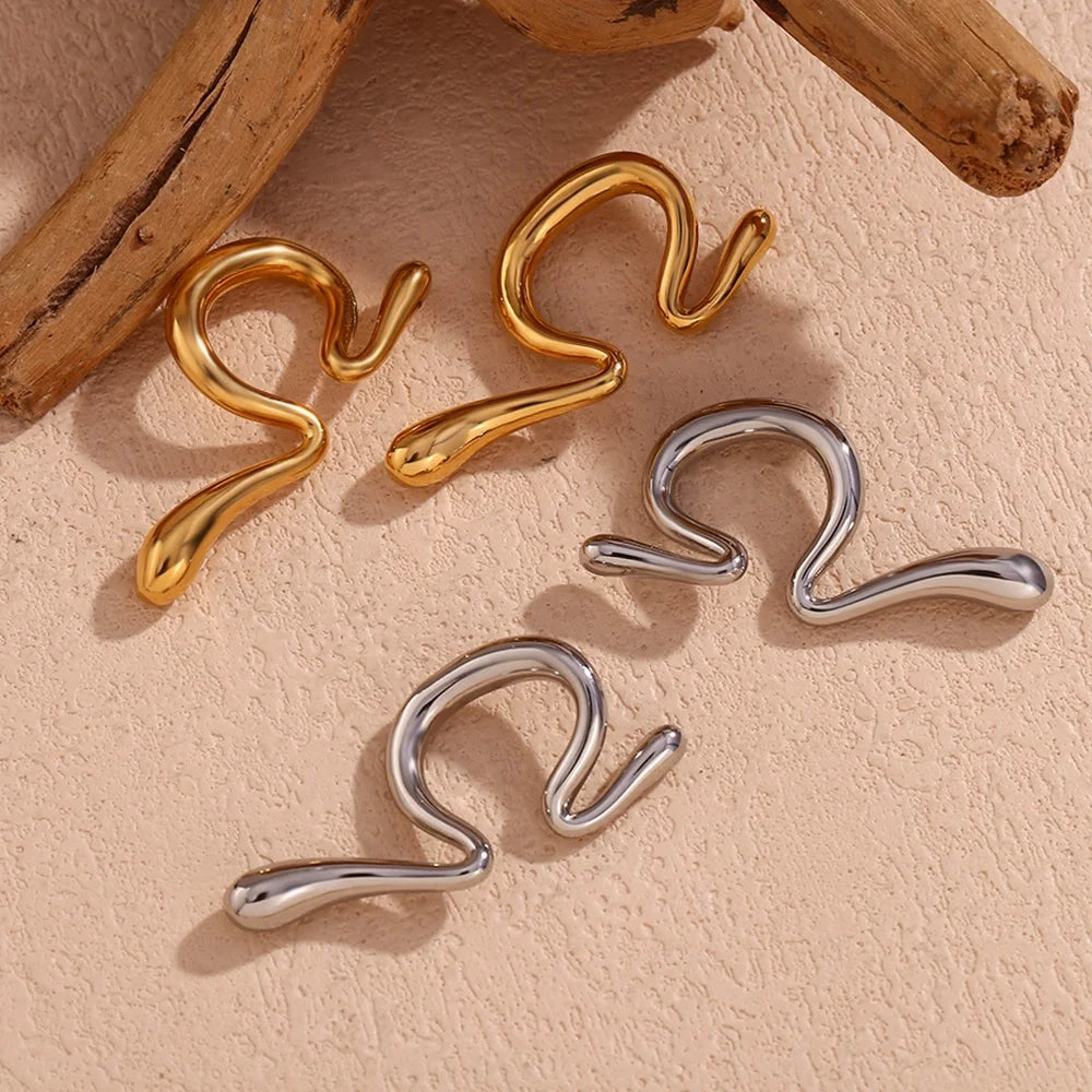 Salsa Ear Cuff