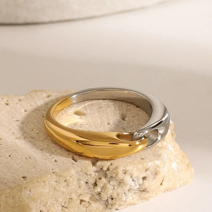 Two Tone Reflect Link Ring