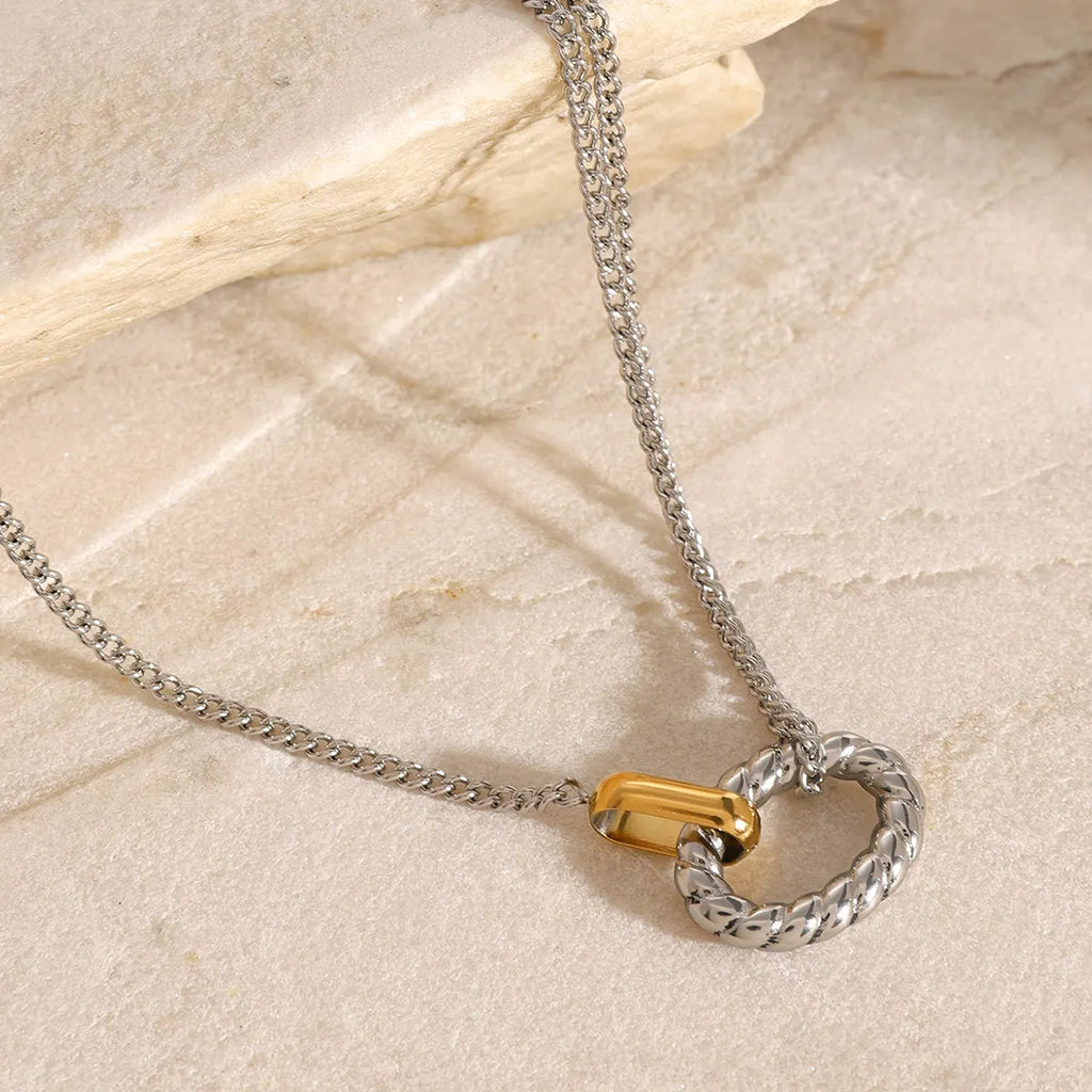 Nia Ring Necklace