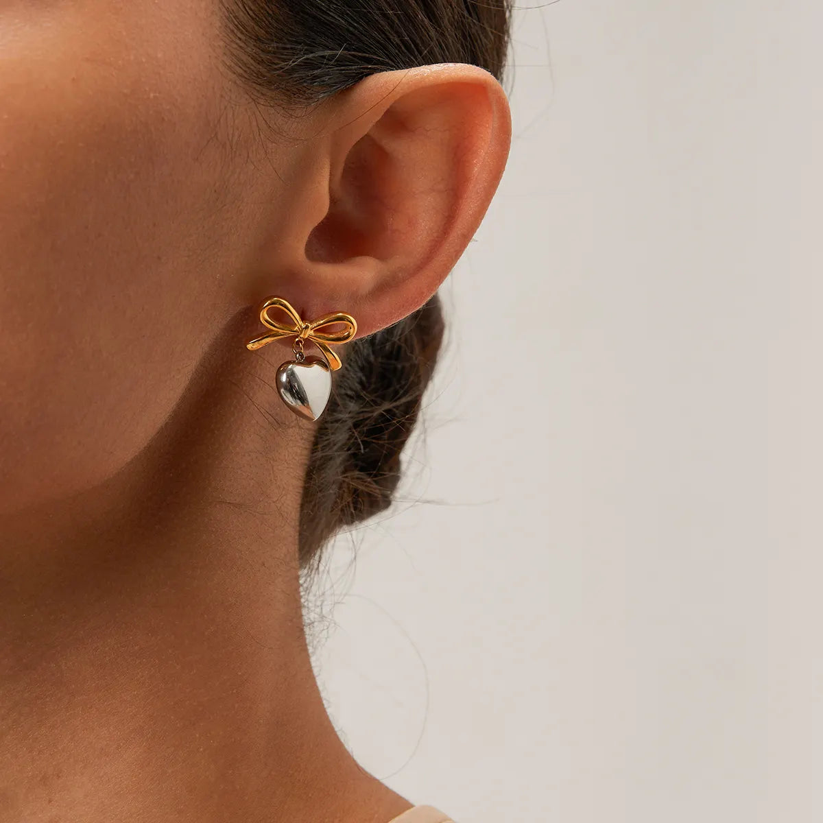 Beau Bow Earrings