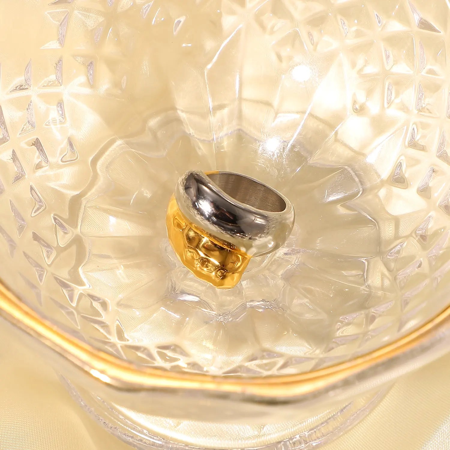 Two Tone Contour Ring