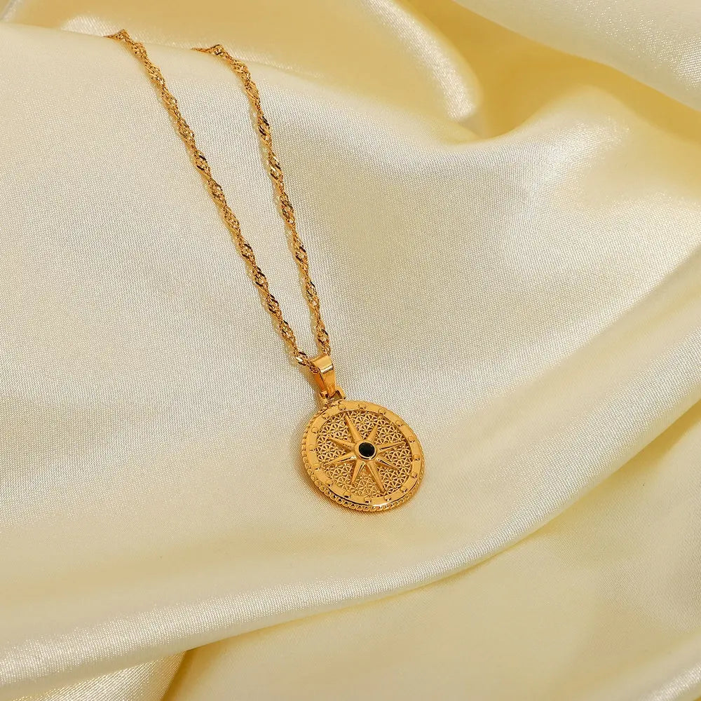 Nova Medallion Necklace