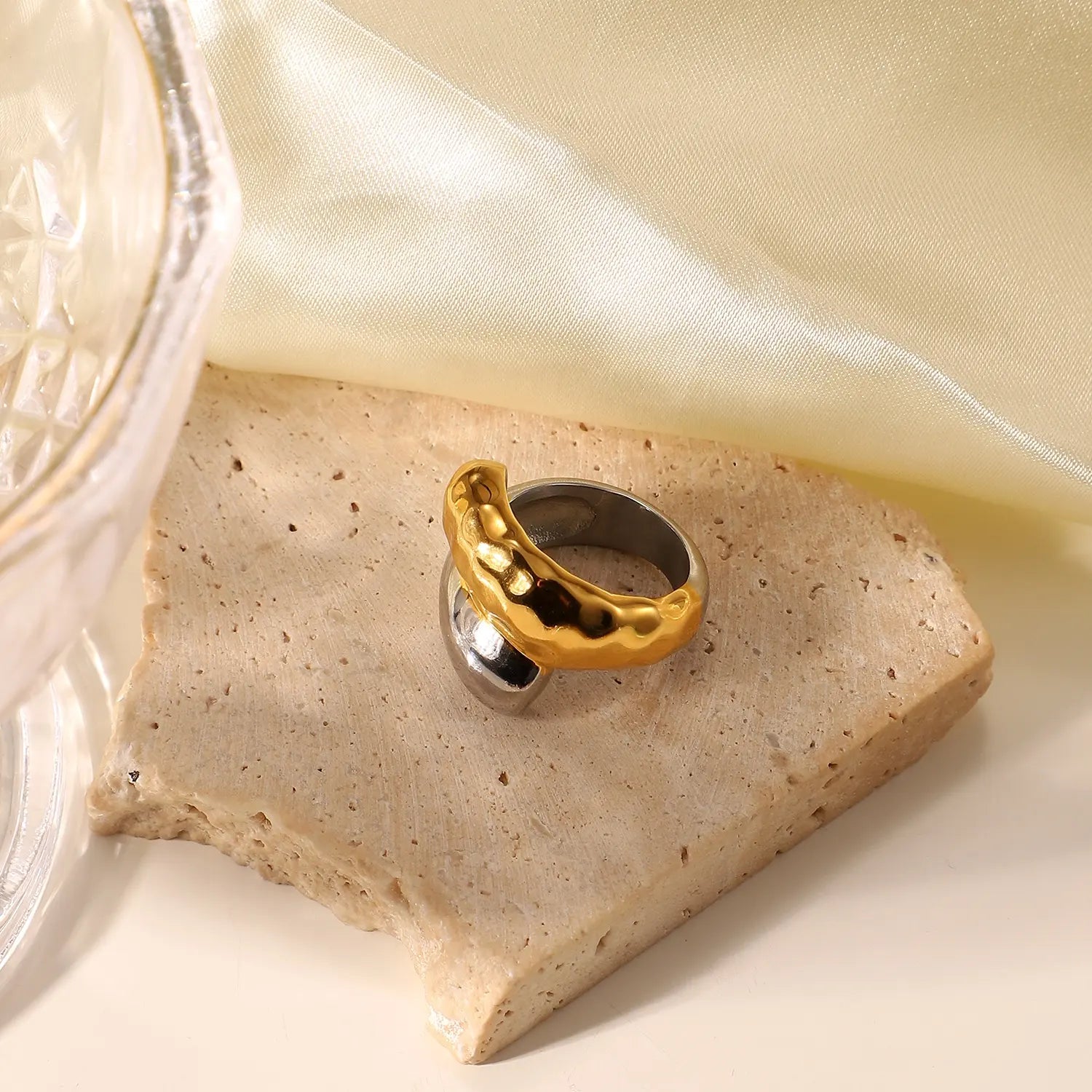 Two Tone Contour Ring