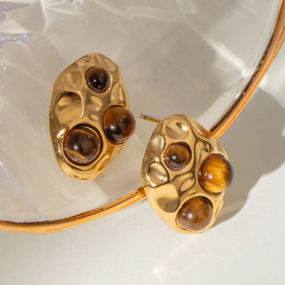 Sahara Studs