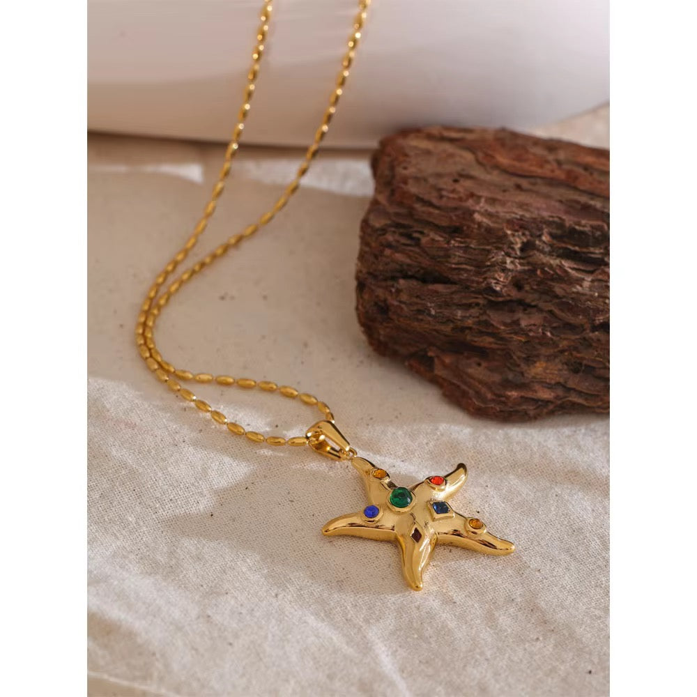 Sitara Pendant Necklace