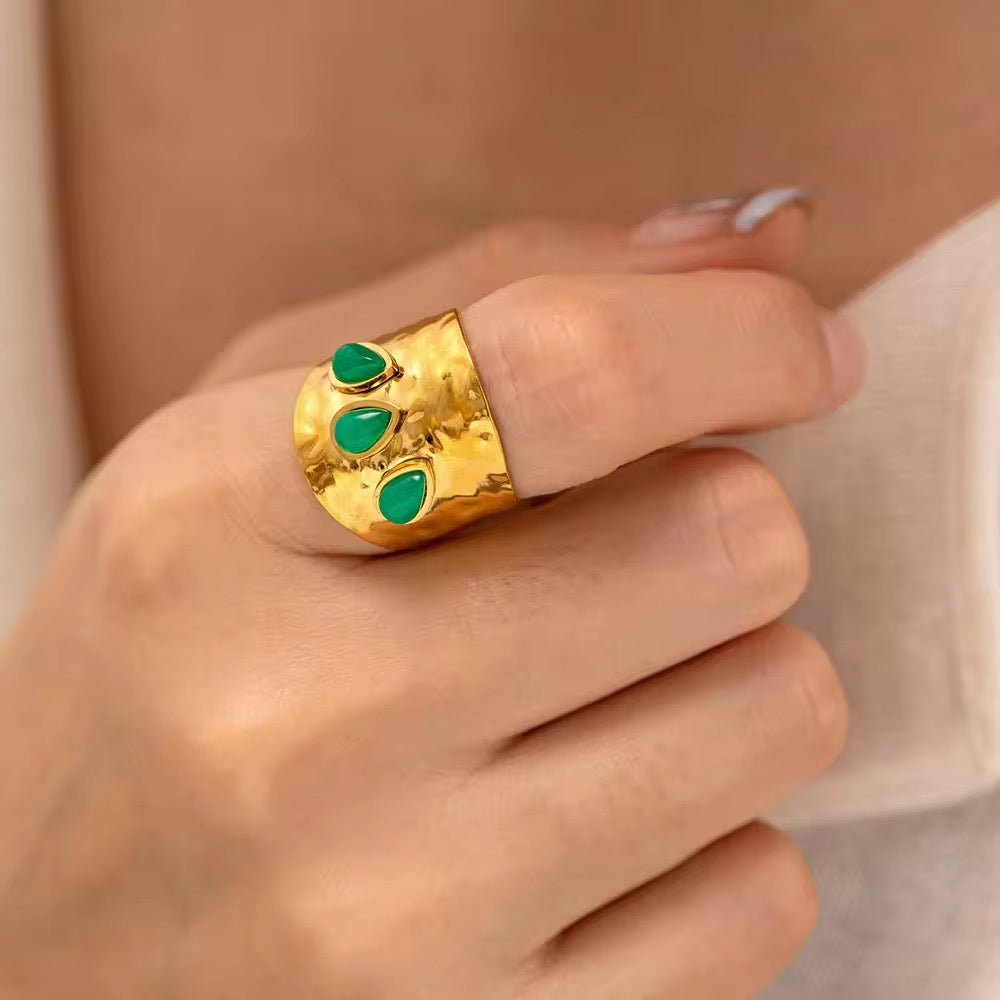 Emera Ring