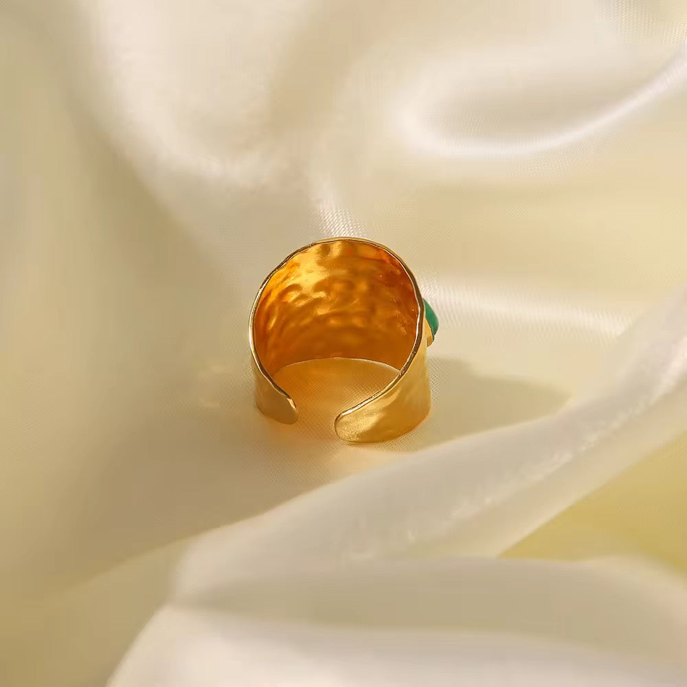 Emera Ring