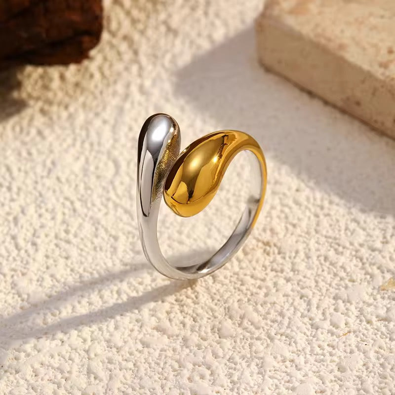 Dewdrop Ring