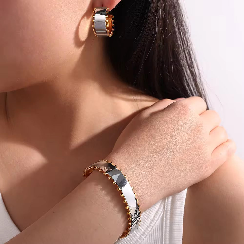 Regal Hoops