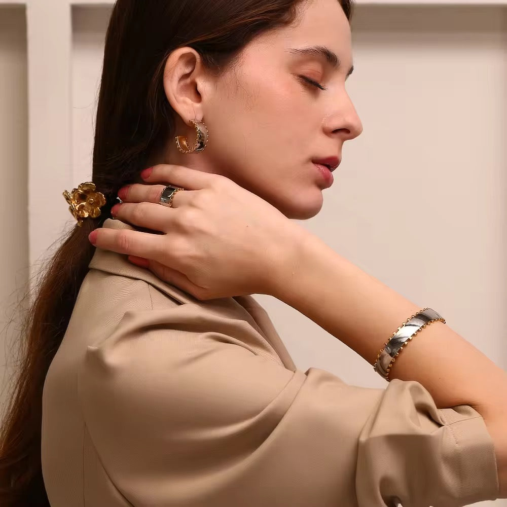 Regal Hoops