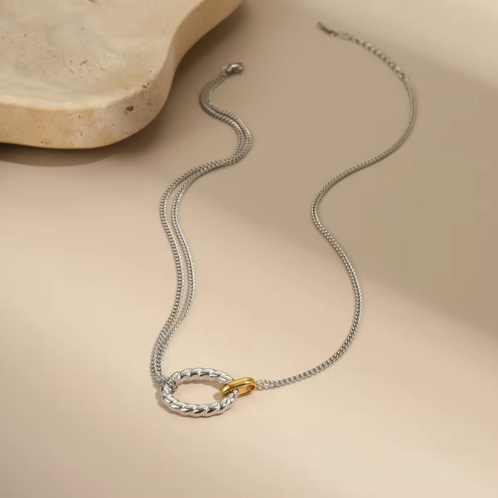 Nia Necklace