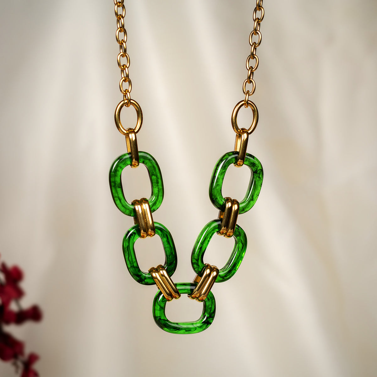 Opal link chain necklace in emerald for women – Navera Jewels
