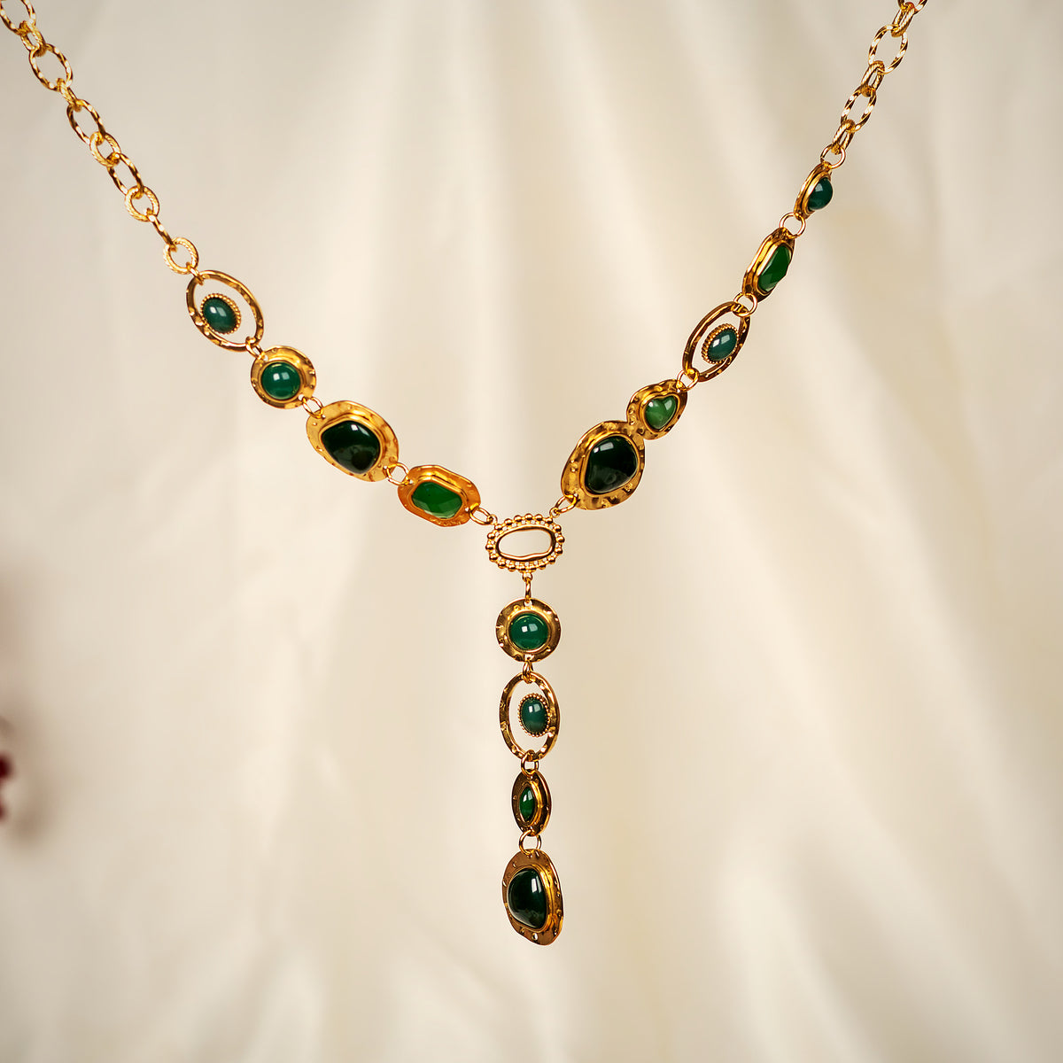 Panna emerald green statement necklace for women – Navera Jewels